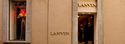 Lanvin cierra 2021 con un alza del 52% y sale de p&eacute;rdidas a las puertas de su salto a bolsa