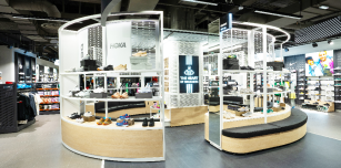 Foot Locker: nuevo concepto y m&aacute;s marcas para impulsar sus ventas