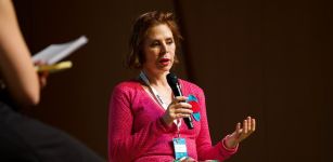&Aacute;gatha Ruiz de la Prada: &ldquo;La creatividad es para la gente creativa, no s&oacute;lo para los j&oacute;venes&rdquo;