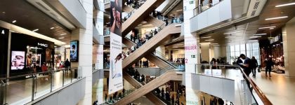 La confianza del consumidor sube nueve d&eacute;cimas en enero por las mejores expectativas