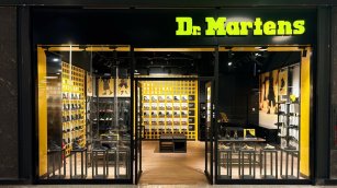 Dr. Martens aterriza en Emiratos &Aacute;rabes a trav&eacute;s del multimarca