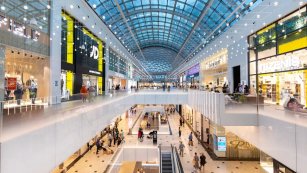 M&aacute;s ni&ntilde;o, m&aacute;s online y m&aacute;s barata: &iquest;c&oacute;mo es el consumo de moda de los extranjeros en Espa&ntilde;a?