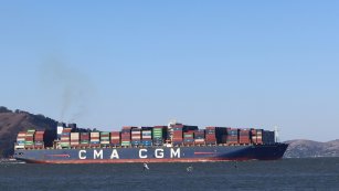 Confianza en el Canal de Suez: la naviera CMA CGM se prepara para reactivar sus rutas