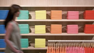 Indicador del comercio de moda:las ventas agravan su ca&iacute;da en octubre a las puertas de Navidad