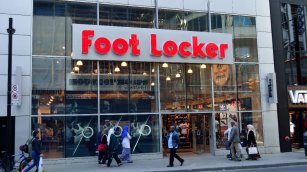 Foot Locker dispara p&eacute;rdidas a las puertas de su integraci&oacute;n en Dick&rsquo;s