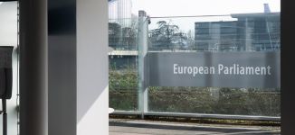 Bruselas fija la ropa como sector prioritario en la ley de Ecodise&ntilde;o, y deja fuera al calzado