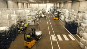 Humana cierra su planta en Santiago y sale de Galicia