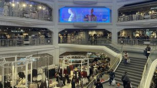 Balance de una d&eacute;cada de Primark en Gran V&iacute;a: 83 millones, mil empleos y una calle diferente