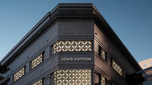 LVMH afronta la presi&oacute;n de la sucesi&oacute;n de Arnault a las puertas de sus resultados anuales