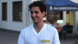 Versace formaliza su nuevo consejo con Lorenzo Bertelli como presidente ejecutivo