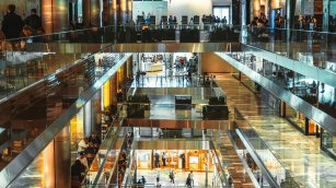 Las ventas de moda en EEUU aceleran en noviembre y crecen un 7,4% por Navidad