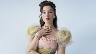 Pandora regresa a Netflix de la mano de Bridgerton con una l&iacute;nea de joyas