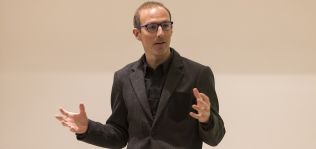 D. Meire (Hurley): &ldquo;Con un iPhone, unas &lsquo;sneakers&rsquo; y una prenda de marca expresas qui&eacute;n eres&rdquo;