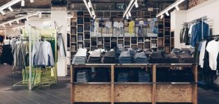 H&M, en busca del &lsquo;stock cero&rsquo;: vaqueros a medida con Weekday