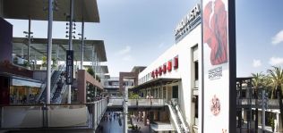 Los centros comerciales reabren el lunes en Catalu&ntilde;a