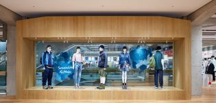 El due&ntilde;o de Uniqlo rebota un 6,2% en 2021 y prev&eacute; crecer un 3,1% en el ejercicio 2022