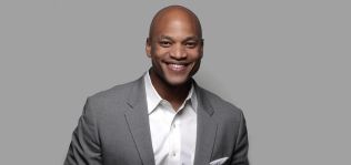 Under Armour &lsquo;ficha&rsquo; al CEO de Robin Foundation