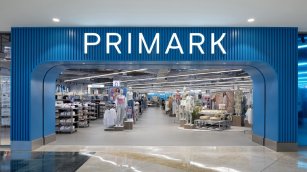 Primark renueva su convenio colectivo con un incremento salarial de hasta 9% hasta 2028
