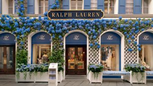 Ralph Lauren redibuja sus metas sostenibles y retrasa sus objetivos de neutralidad clim&aacute;tica