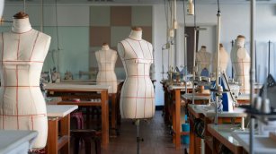 La producci&oacute;n industrial de moda se desploma en agosto, que llega a caer 24% en la confecci&oacute;n