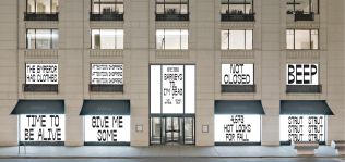 &ldquo;Not Closed&rdquo;: Barneys encara la bancarrota con humor