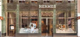 Herm&egrave;s contin&uacute;a al alza y eleva sus ventas un 15% en el primer semestre