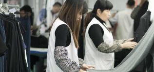 La industria china de la moda hunde su producci&oacute;n un 36,6% por el coronavirus
