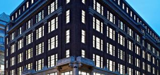 Burberry y Boohoo tambi&eacute;n detienen los env&iacute;os de mercanc&iacute;a a Rusia