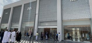 Alhokair reduce sus ventas un 37% y entra en p&eacute;rdidas en el primer semestre