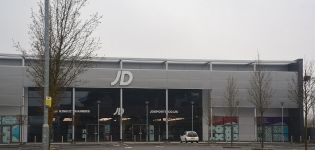 JD Sports se blinda ante el Brexit: estudia abrir un almac&eacute;n en la UE