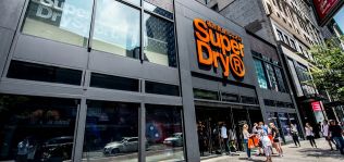 Superdry encoge ventas un 21% en 2020 lastrado por el cierre de tiendas