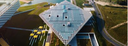 Adidas crece un 11% en el tercer trimestre y reduce previsiones tras caer en China