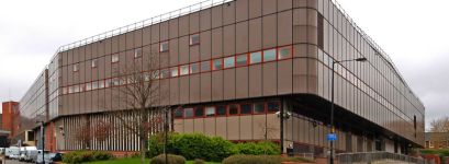 ABG saca la tijera y tantea treinta despidos en la c&uacute;pula de Ted Baker