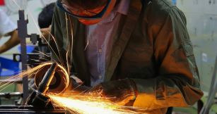 La industria china repunta dos d&eacute;cimas, pero el PMI no alcanza el umbral de estabilidad