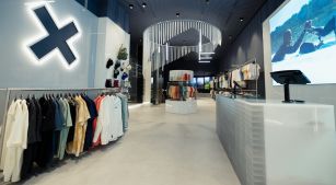 Blue Banana avanza en el &lsquo;high street&rsquo; con un &lsquo;flagship&rsquo; en Rambla Catalu&ntilde;a