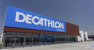 Decathlon firma el nuevo convenio para los m&aacute;s de 10.000 empleados con un alza del 15%