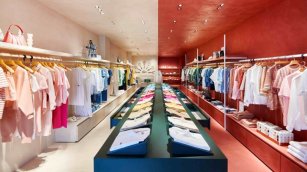 Lacoste estrena en Espa&ntilde;a su concepto de tienda &lsquo;resort&rsquo; con un establecimiento en Marbella