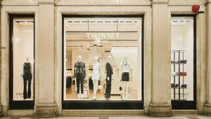 Twinset vuelve a manos italianas: Carlyle sella la venta de la firma a Borletti y Quadrivio