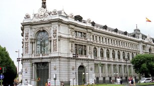 Banco de Espa&ntilde;a mejora su previsi&oacute;n de PIB en 2025 al 2,9% y eleva al 2,2% la del 2026