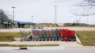 De Macy&rsquo;s a Simon Properties: el &lsquo;peak oil&rsquo; de la moda se acerca al bolsillo estadounidense