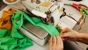 La facturaci&oacute;n de la industria modera su retroceso en mayo, pero el calzado cae un 9%