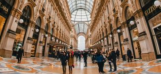 &lsquo;Prime luxury&rsquo;, al alza: la carrera por los locales se acelera en plena crisis del lujo