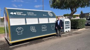 Re-viste estrena en San Miguel de Abona (Tenerife) su prueba piloto de reciclaje de ropa