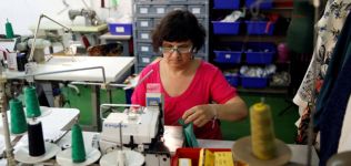 UGT firma el preacuerdo para el convenio textil mientras CCOO mantiene la huelga de ma&ntilde;ana