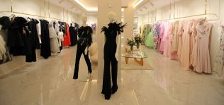 Isabel Sanchís se refuerza en retail y se expande en Oriente Próximo