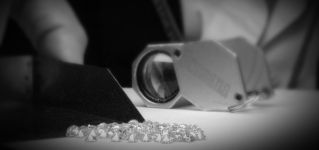 Facet invierte medio millón de euros en una nueva fábrica en Córdoba