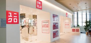 Fast Retailing rectifica y también detiene sus operaciones en Rusia