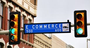 El ecommerce de moda sigue moderándose y crece sólo un 1,1% en el primer semestre