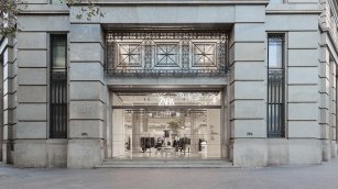 Inditex sube la apuesta en Barcelona: Zara ampliará su tienda de Plaza Catalunya