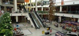 La afluencia a los centros comerciales crece un 1,5% en febrero, gracias al fin de las rebajas